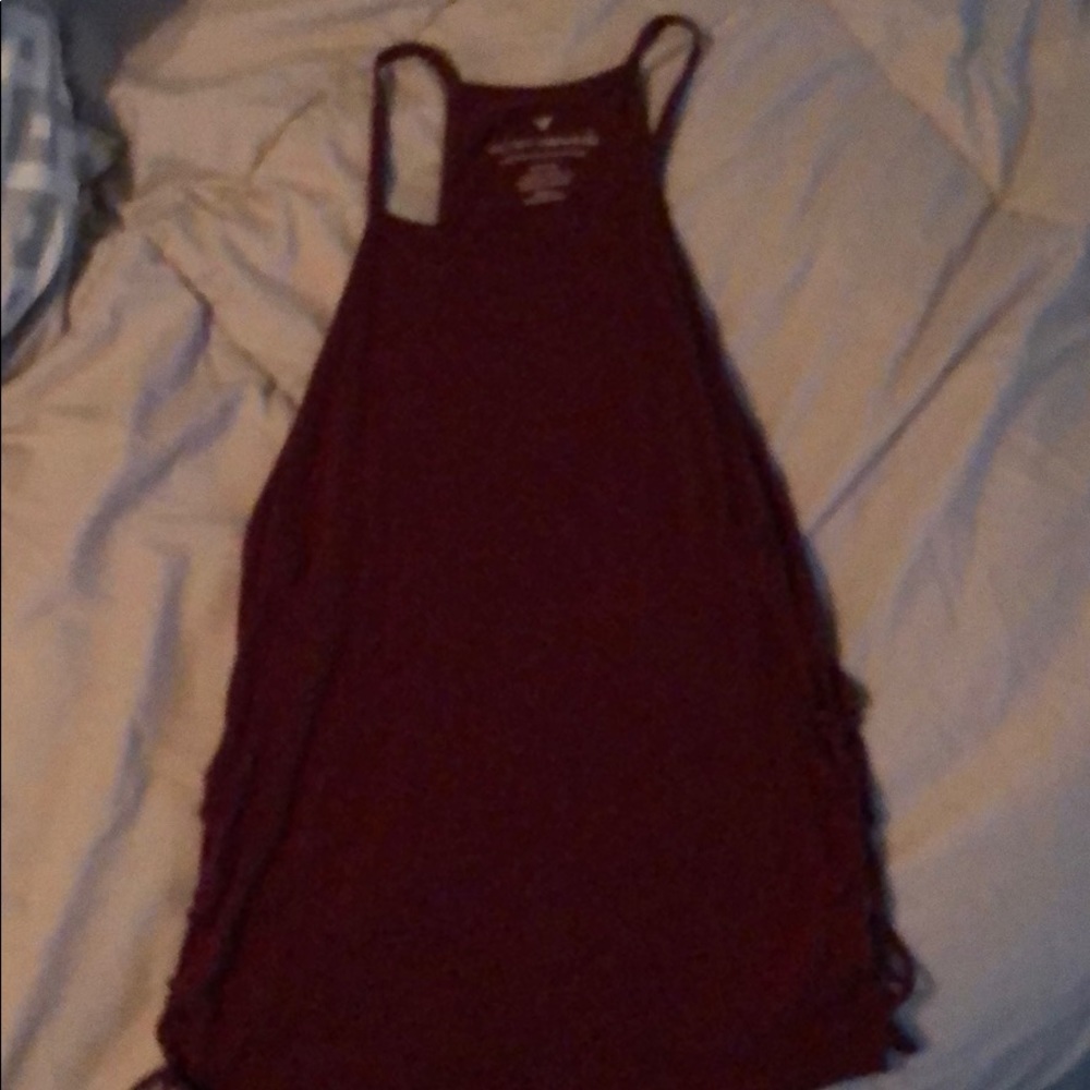 women’s crop top size M